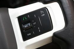 2023 Land Rover Defender 130 P400 SE