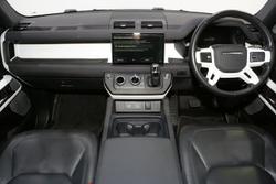 2023 Land Rover Defender 130 P400 SE