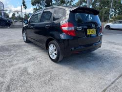2014 HONDA JAZZ VIBE GE MY12 UPDATE Black