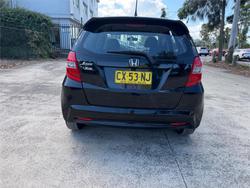 2014 HONDA JAZZ VIBE GE MY12 UPDATE Black