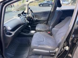 2014 HONDA JAZZ VIBE GE MY12 UPDATE Black