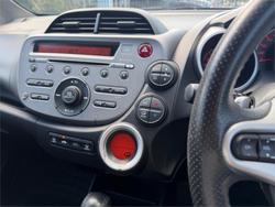 2014 HONDA JAZZ VIBE GE MY12 UPDATE Black