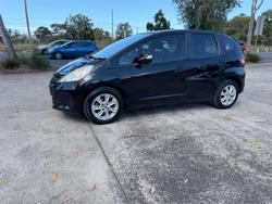 2014 HONDA JAZZ VIBE GE MY12 UPDATE Black