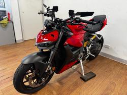 2022 Ducati STREETFIGHTER V2 RED