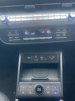 2024 Hyundai Kona Premium