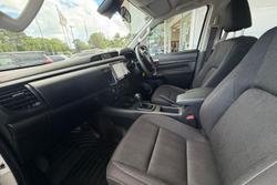 2023 Toyota Hilux SR