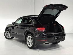 2020 Porsche Macan 95B MY21 AWD Jet Black