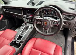 2020 Porsche Macan 95B MY21 AWD Jet Black