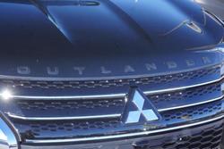 2023 Mitsubishi Outlander Exceed