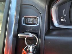 2015 Volvo XC60 D4 Kinetic MY15 Black Sapphire