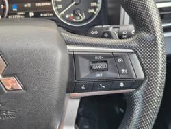 2024 Mitsubishi Outlander ES