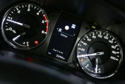 2025 Toyota Hilux SR
