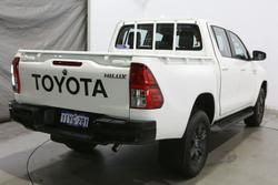 2025 Toyota Hilux SR