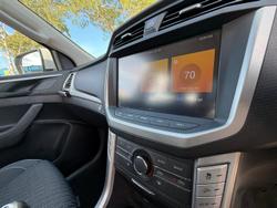 2017 LDV T60 PRO SK8C 4X4 Dual Range Blanc White