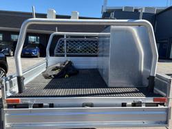 2023 Toyota Hilux SR5