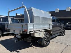 2023 Toyota Hilux SR5