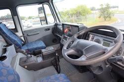 2015 Iveco Acco F2350G 280