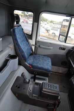2015 Iveco Acco F2350G 280