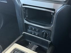 2022 Toyota Landcruiser Prado VX