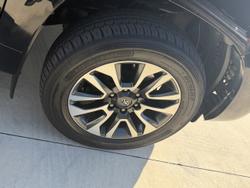 2022 Toyota Landcruiser Prado VX