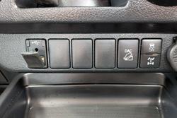 2021 Toyota Hilux SR