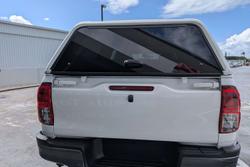 2021 Toyota Hilux SR