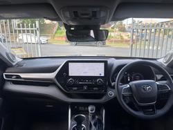 2025 Toyota Kluger Grande