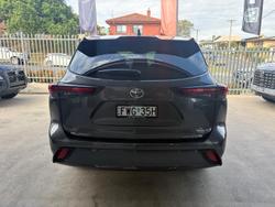 2025 Toyota Kluger Grande