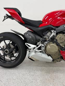 2021 DUCATI STREETFIGHTER V4 Red