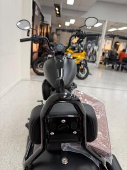 2023 INDIAN CHIEF BOBBER DARK HORSE Black