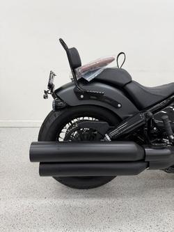 2023 INDIAN CHIEF BOBBER DARK HORSE Black