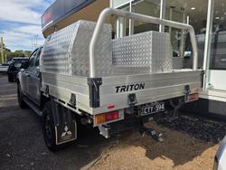 2024 Mitsubishi Triton GLX