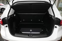 2024 MG ZS Essence Hybrid+