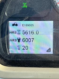 2015 Massey Ferguson 8737