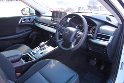 2022 Mitsubishi Outlander LS