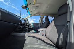 2021 Toyota Hilux SR5