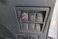 2021 Toyota Hilux SR5