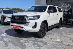 2021 Toyota Hilux SR5