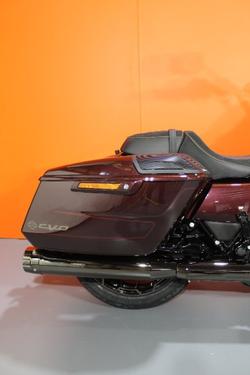 2024 HARLEY-DAVIDSON FLTRXSE CVO ROAD GLIDE (121)