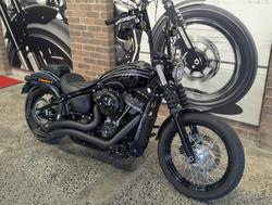 2018 Harley-Davidson Street Bob 107 (FXBB) Softail Grey