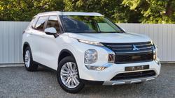 2022 Mitsubishi Outlander LS