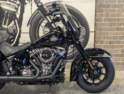 2025 Harley-Davidson Heritage Classic 117 (FLHC) Softail Black