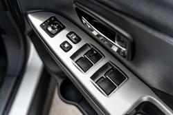 2024 Mitsubishi ASX LS