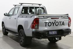 2025 Toyota Hilux SR