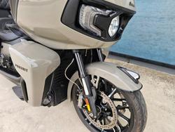 2022 INDIAN PURSUIT DARK HORSE PREMIUM GREY
