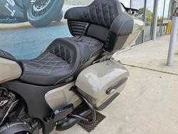 2022 INDIAN PURSUIT DARK HORSE PREMIUM GREY