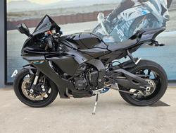 2023 Yamaha YZF-R1 Black