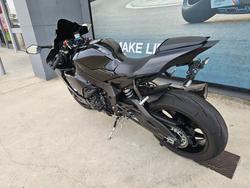 2023 Yamaha YZF-R1 Black