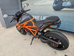 2020 Ktm 1290 SUPER DUKE R Orange