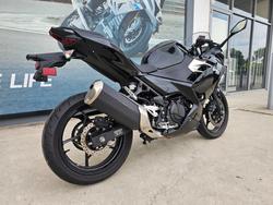 2021 Kawasaki NINJA 400 White